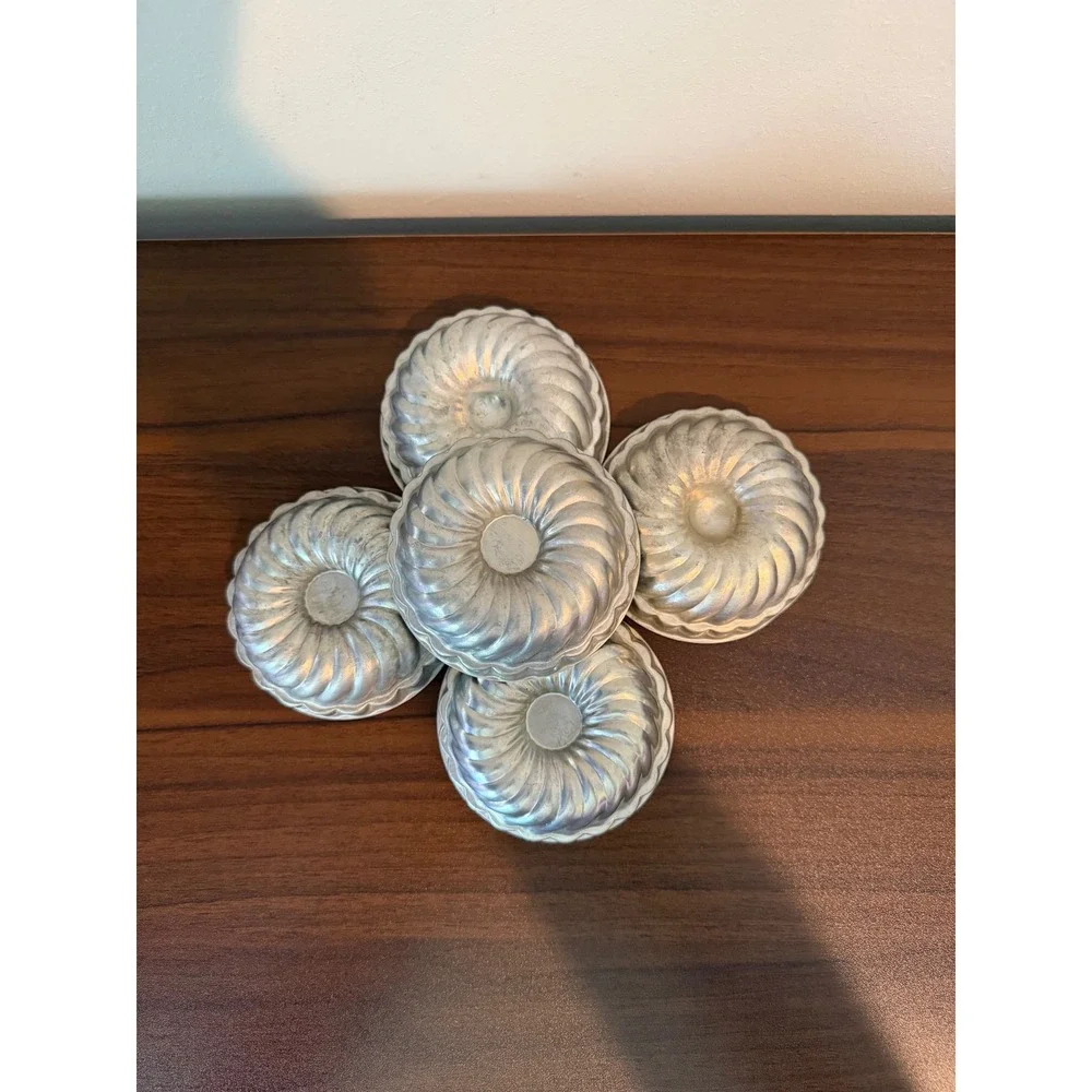 Vintage Aluminum Individual Tart Gelatin Molds Fluted Swirl Set of 5 Silver